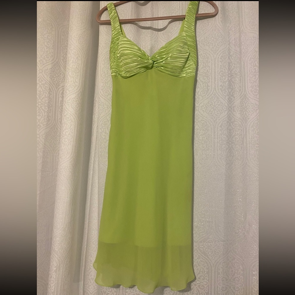 Mini dress - Picture 2 of 5